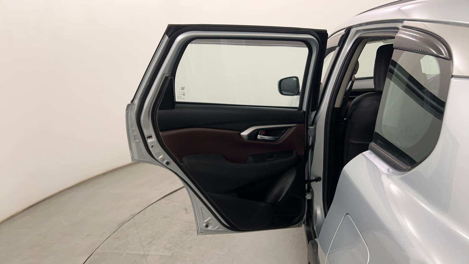 Used 2025 Maruti Suzuki Grand Vitara Delta Smart Hybrid Petrol Manual interior LEFT REAR DOOR OPEN VIEW