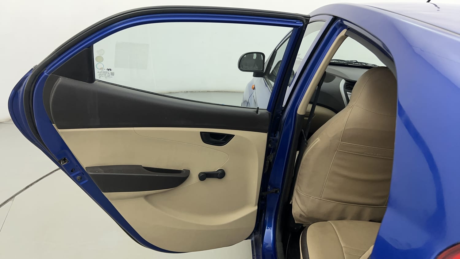 Used 2017 Hyundai Eon Magna + Petrol Manual interior LEFT REAR DOOR OPEN VIEW
