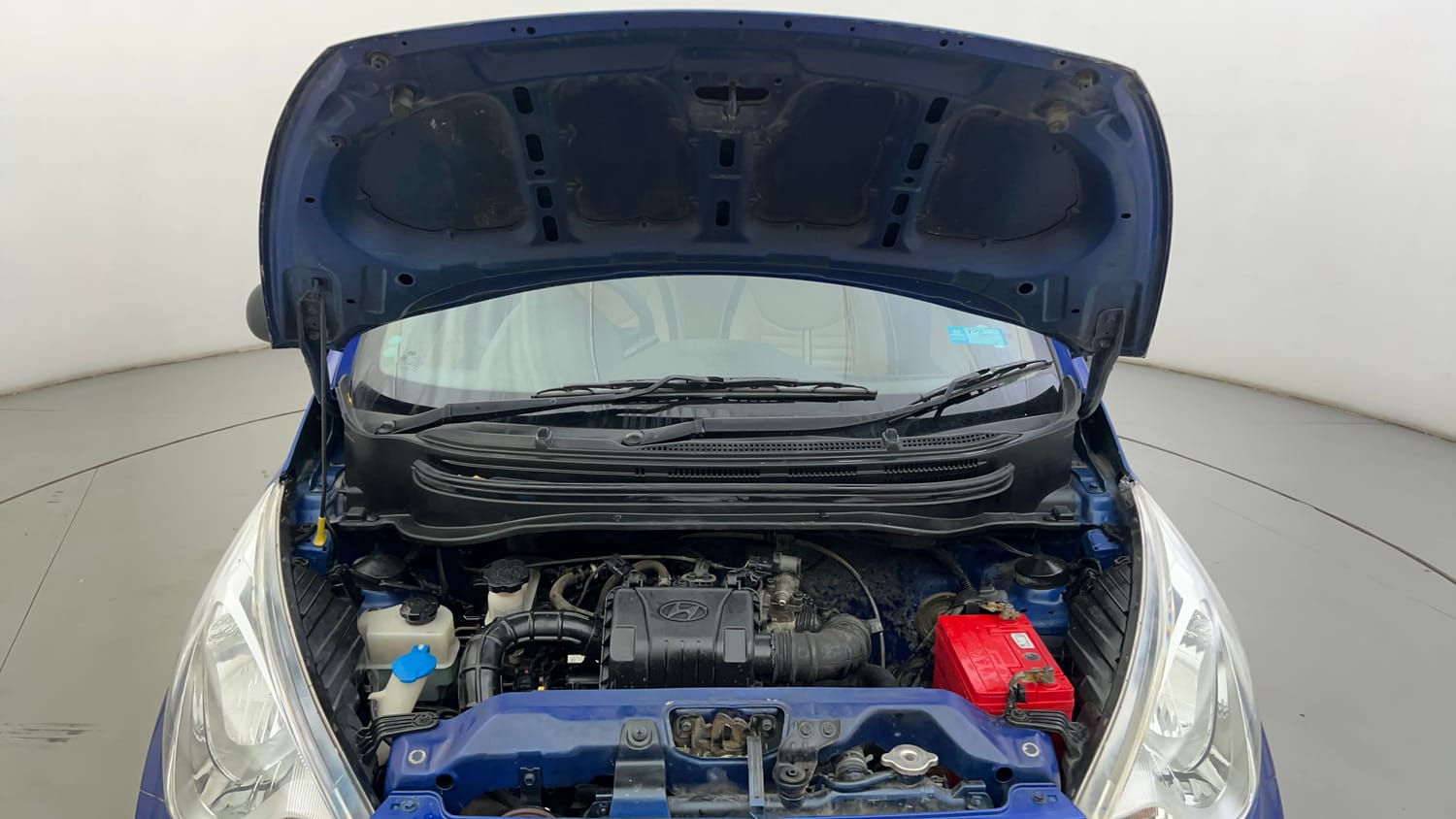 Used 2017 Hyundai Eon Magna + Petrol Manual engine ENGINE & BONNET OPEN FRONT VIEW