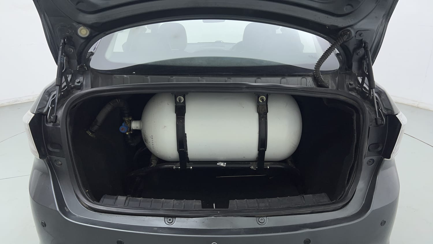 Used 2023 Tata Tigor XZ CNG Cng Manual interior DICKY INSIDE VIEW