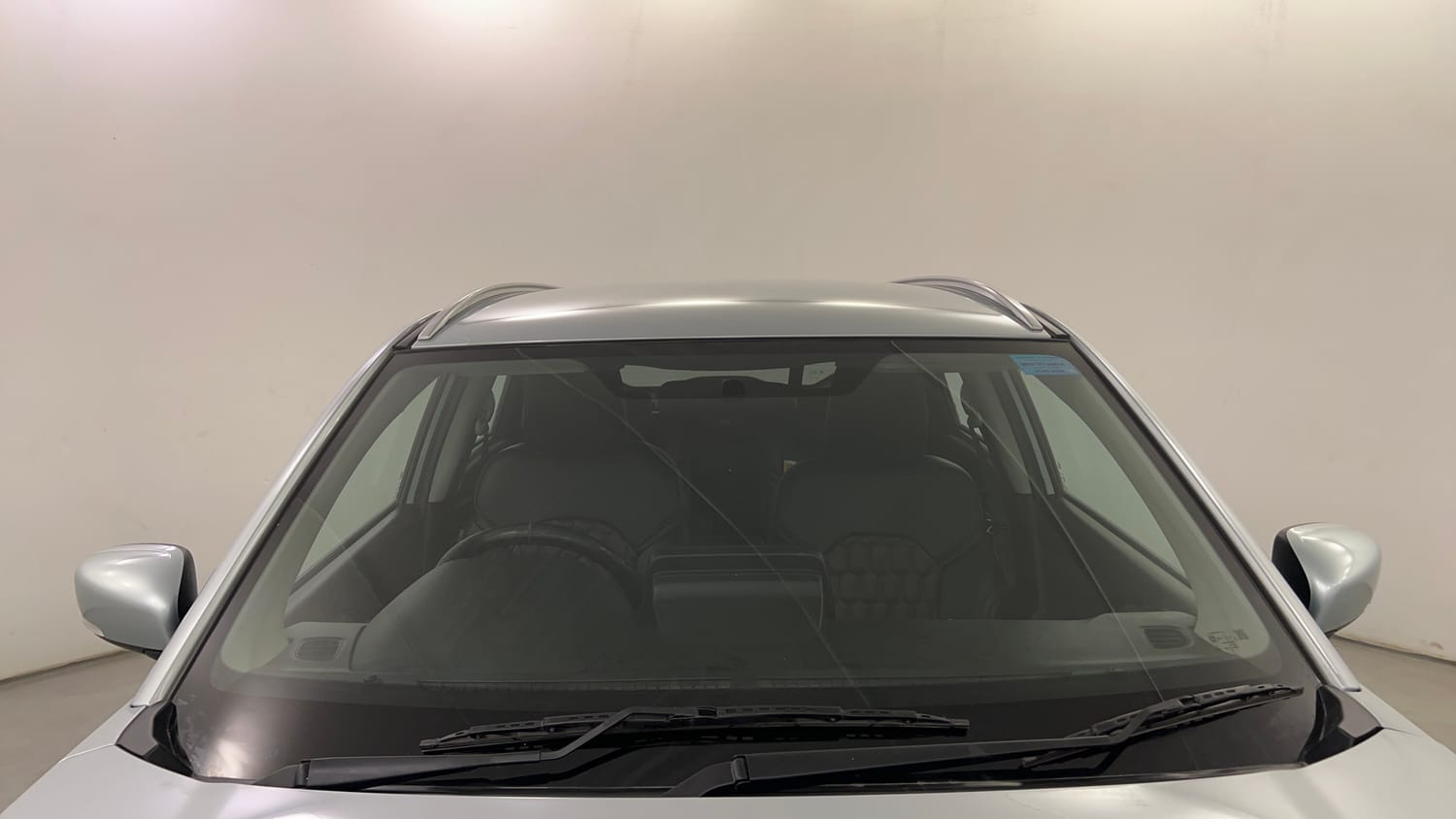 Used 2025 Maruti Suzuki Grand Vitara Delta Smart Hybrid Petrol Manual exterior FRONT WINDSHIELD VIEW