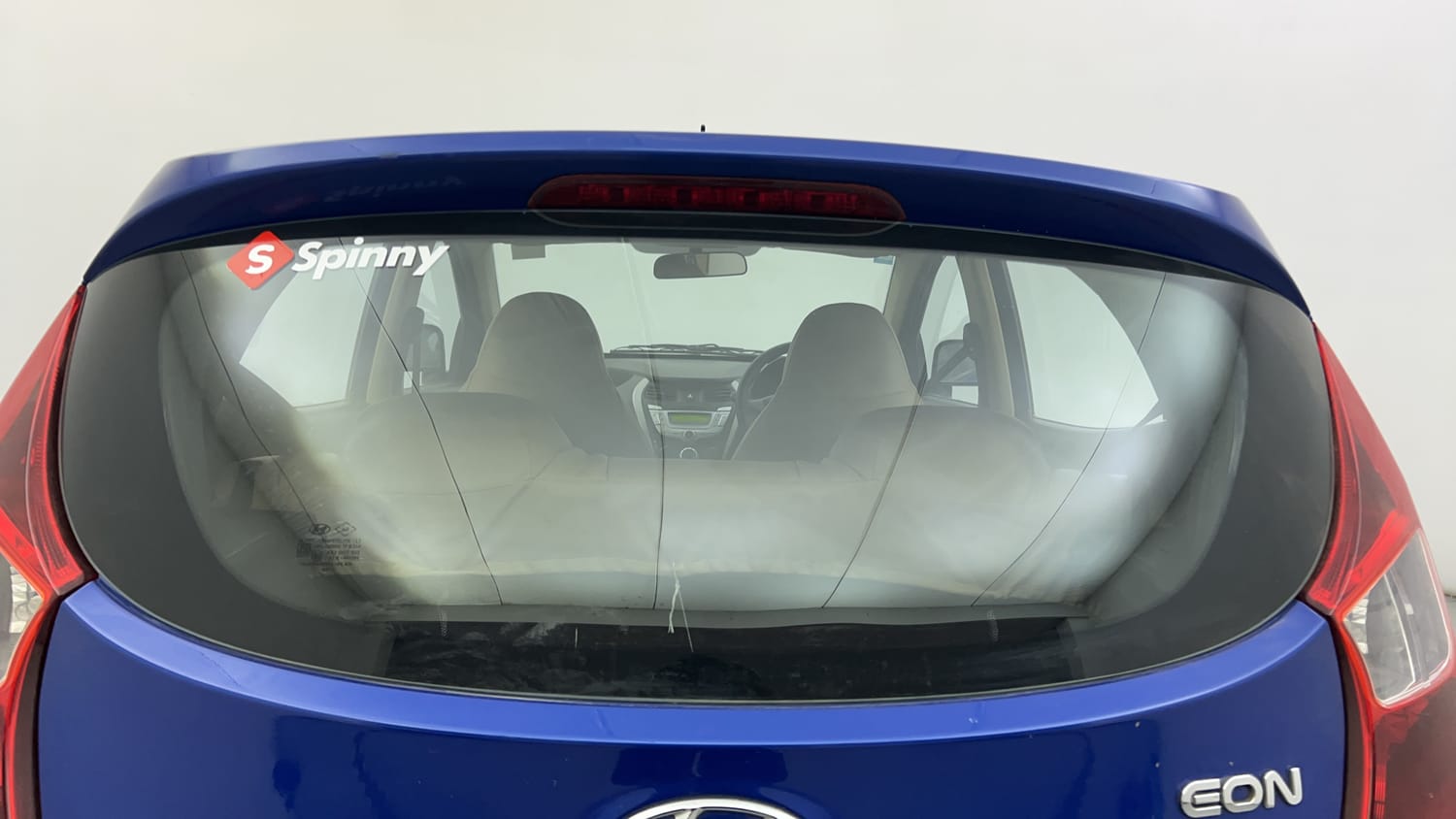 Used 2017 Hyundai Eon Magna + Petrol Manual exterior BACK WINDSHIELD VIEW
