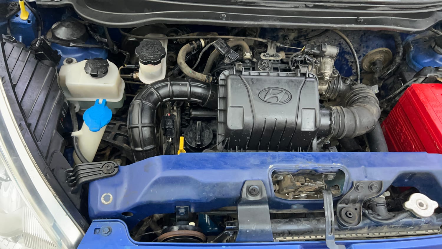 Used 2017 Hyundai Eon Magna + Petrol Manual engine ENGINE RIGHT SIDE VIEW