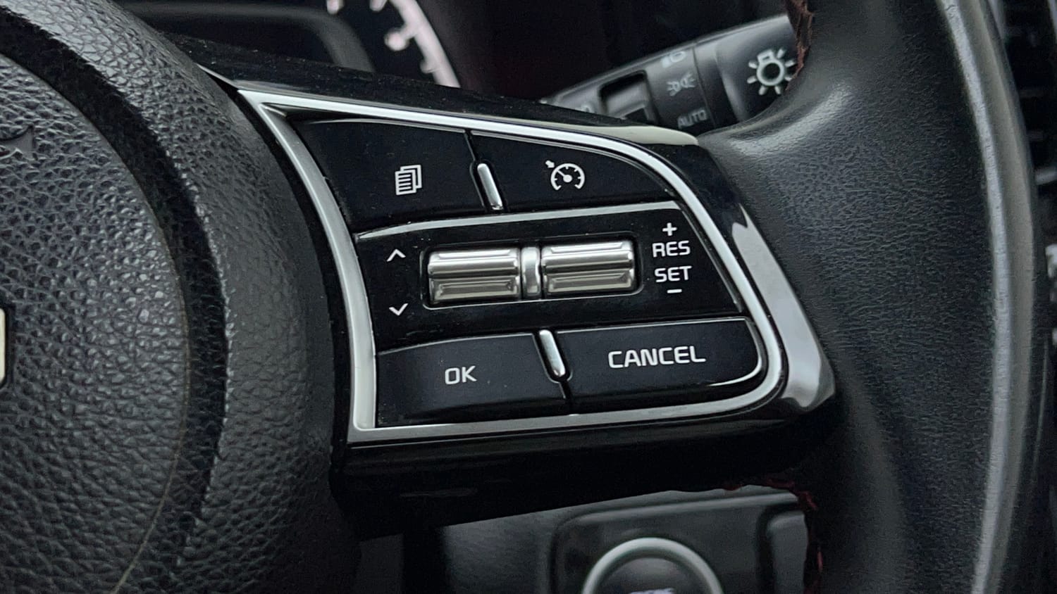2023 Kia Sonet GTX Plus 1.5 Diesel iMT-41