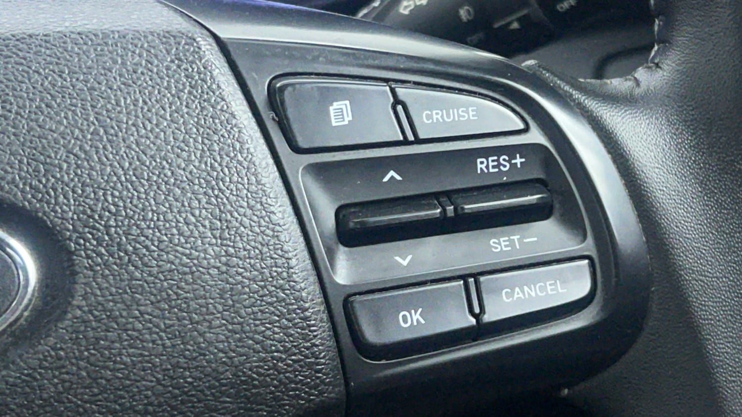 Used 2020 Hyundai Venue SX Plus 1.0 Turbo DCT Petrol Automatic top_features Cruise control