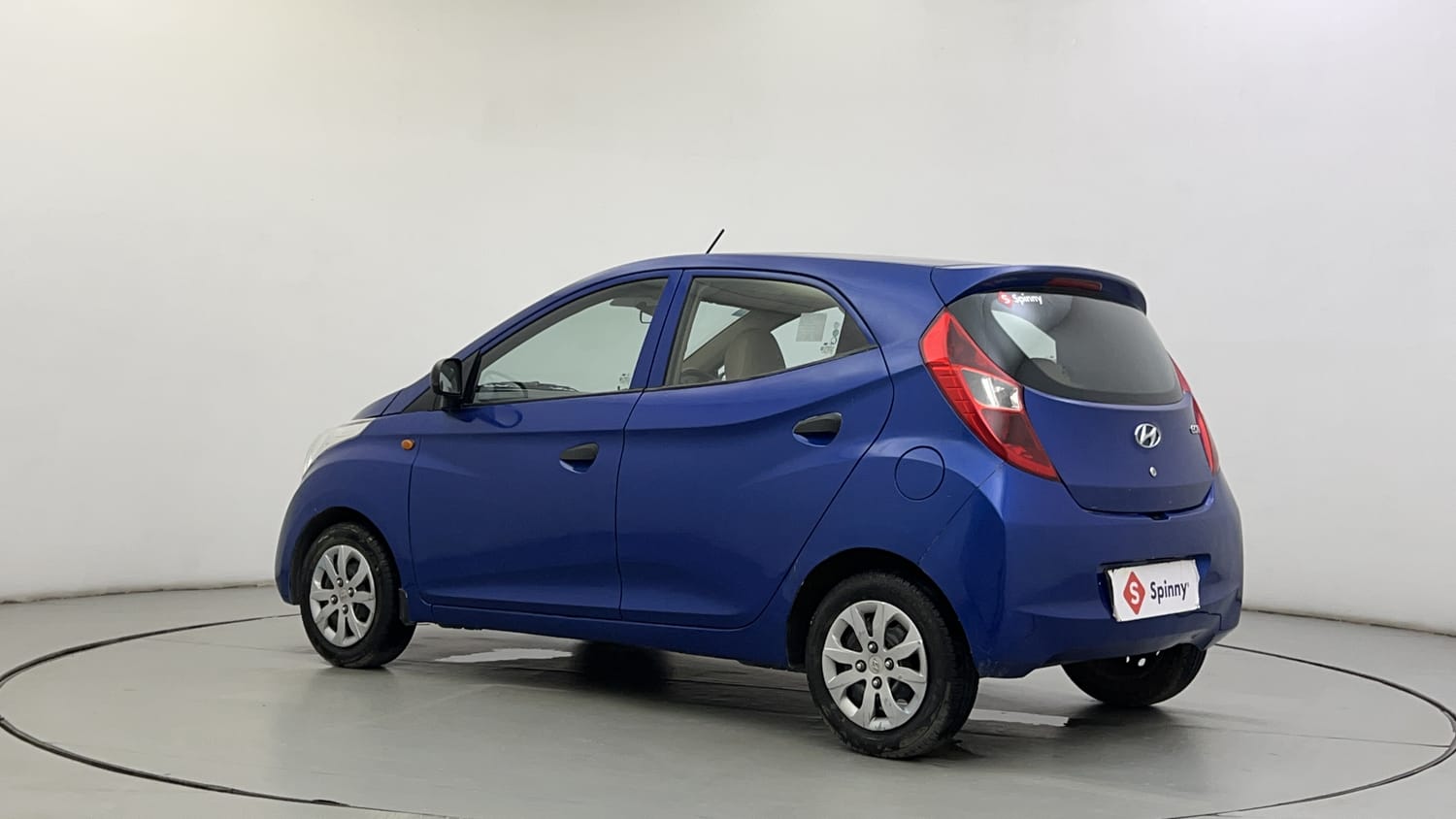 Used 2017 Hyundai Eon Magna + Petrol Manual exterior LEFT REAR CORNER VIEW
