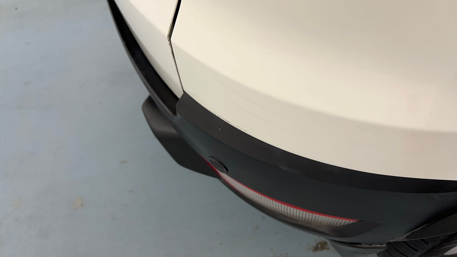 Used 2018 Ford EcoSport Titanium 1.5L Ti-VCT Petrol Manual dents MINOR SCRATCH