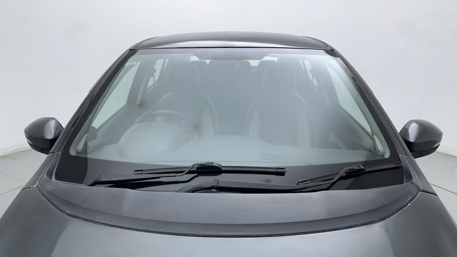 Used 2023 Tata Tigor XZ CNG Cng Manual exterior FRONT WINDSHIELD VIEW