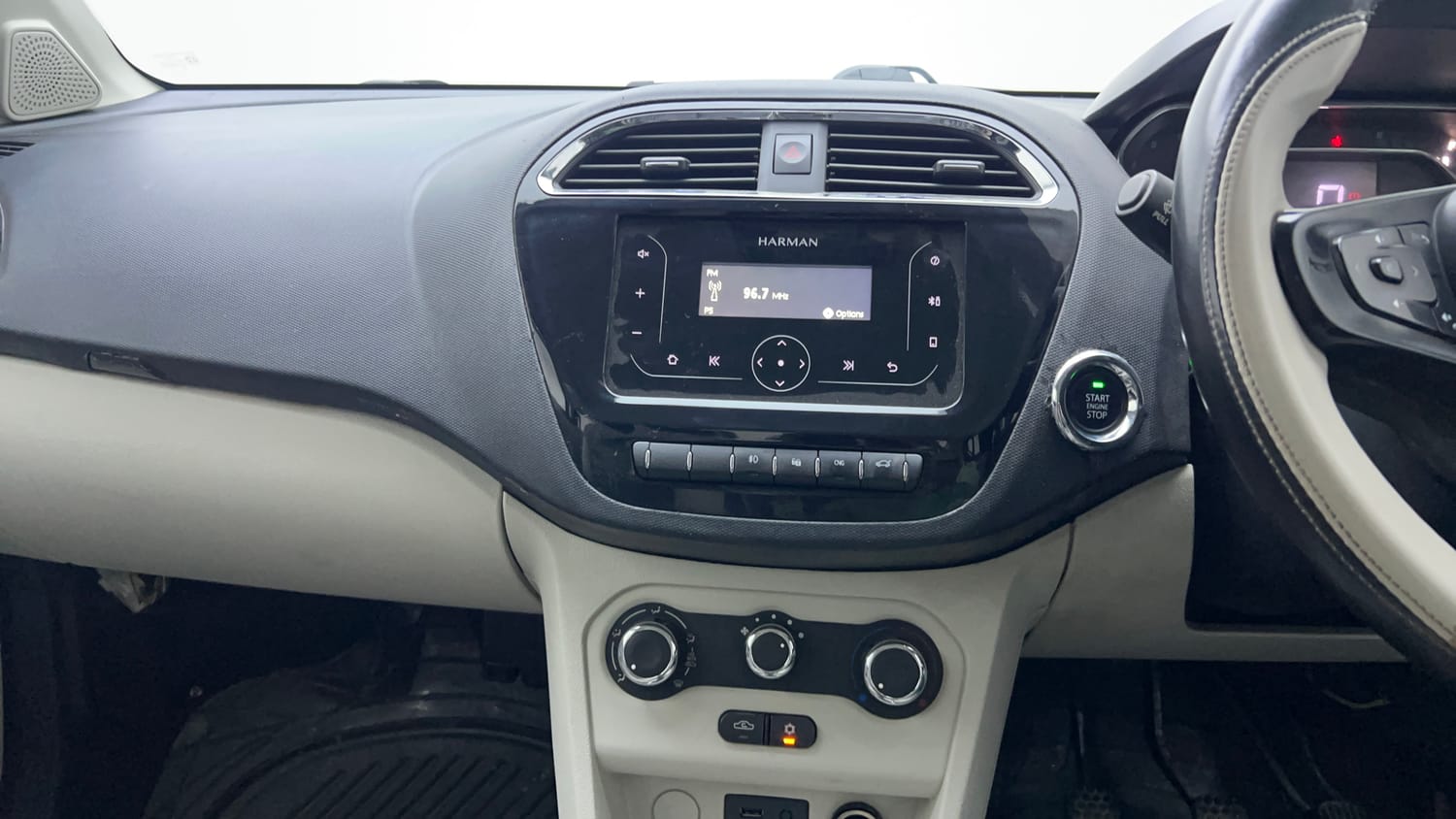 Used 2023 Tata Tigor XZ CNG Cng Manual top_features Integrated (in-dash) music system