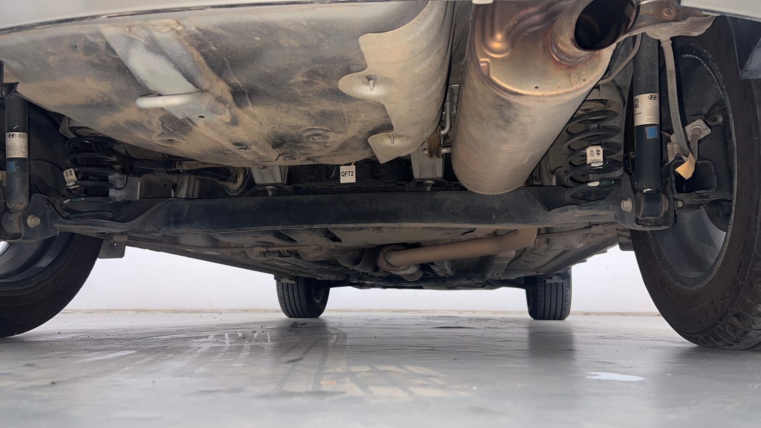 Used 2020 Hyundai Venue SX Plus 1.0 Turbo DCT Petrol Automatic extra REAR UNDERBODY VIEW (TAKEN FROM REAR)