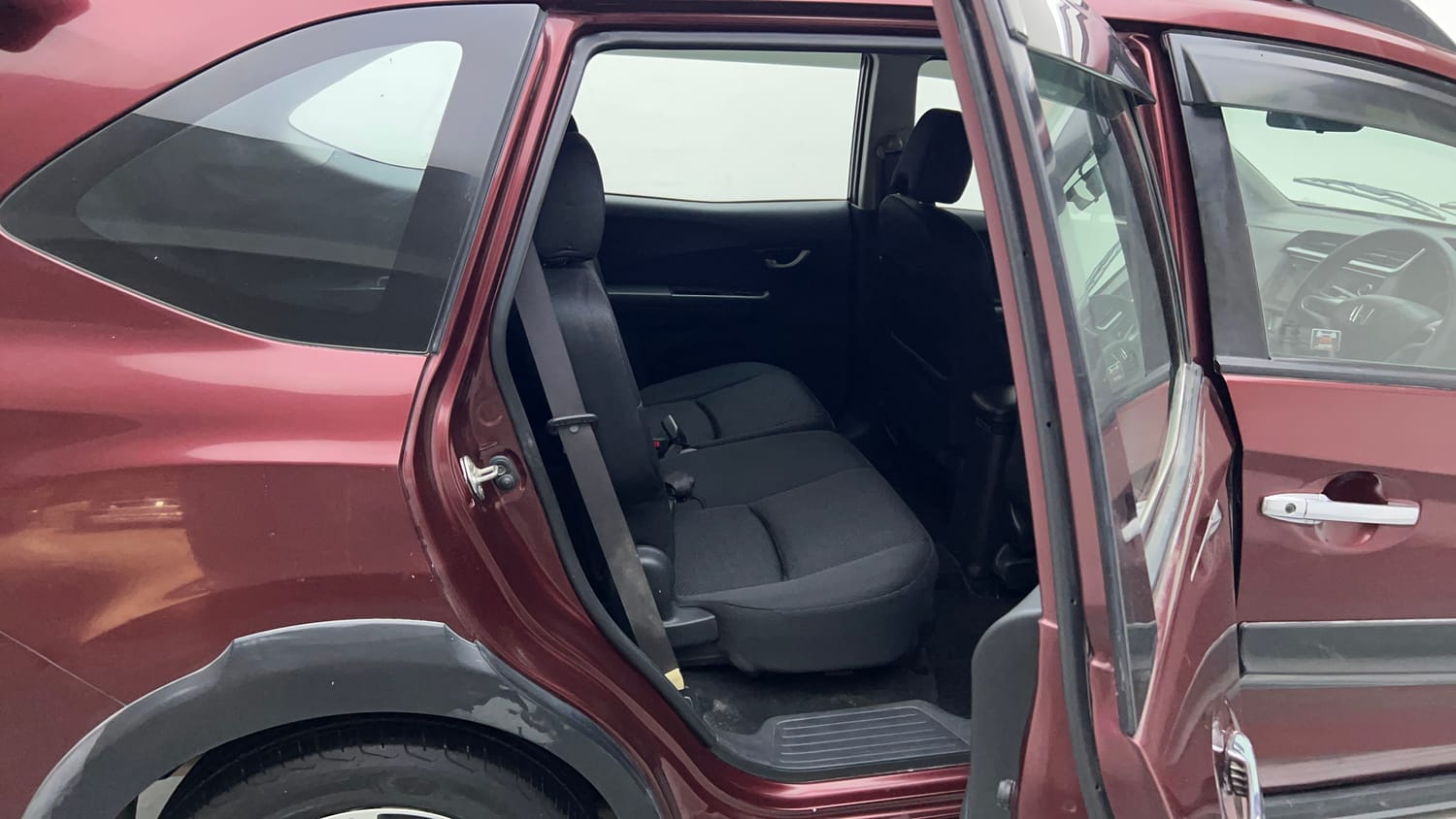 2017 Honda BR-V V CVT Petrol-18