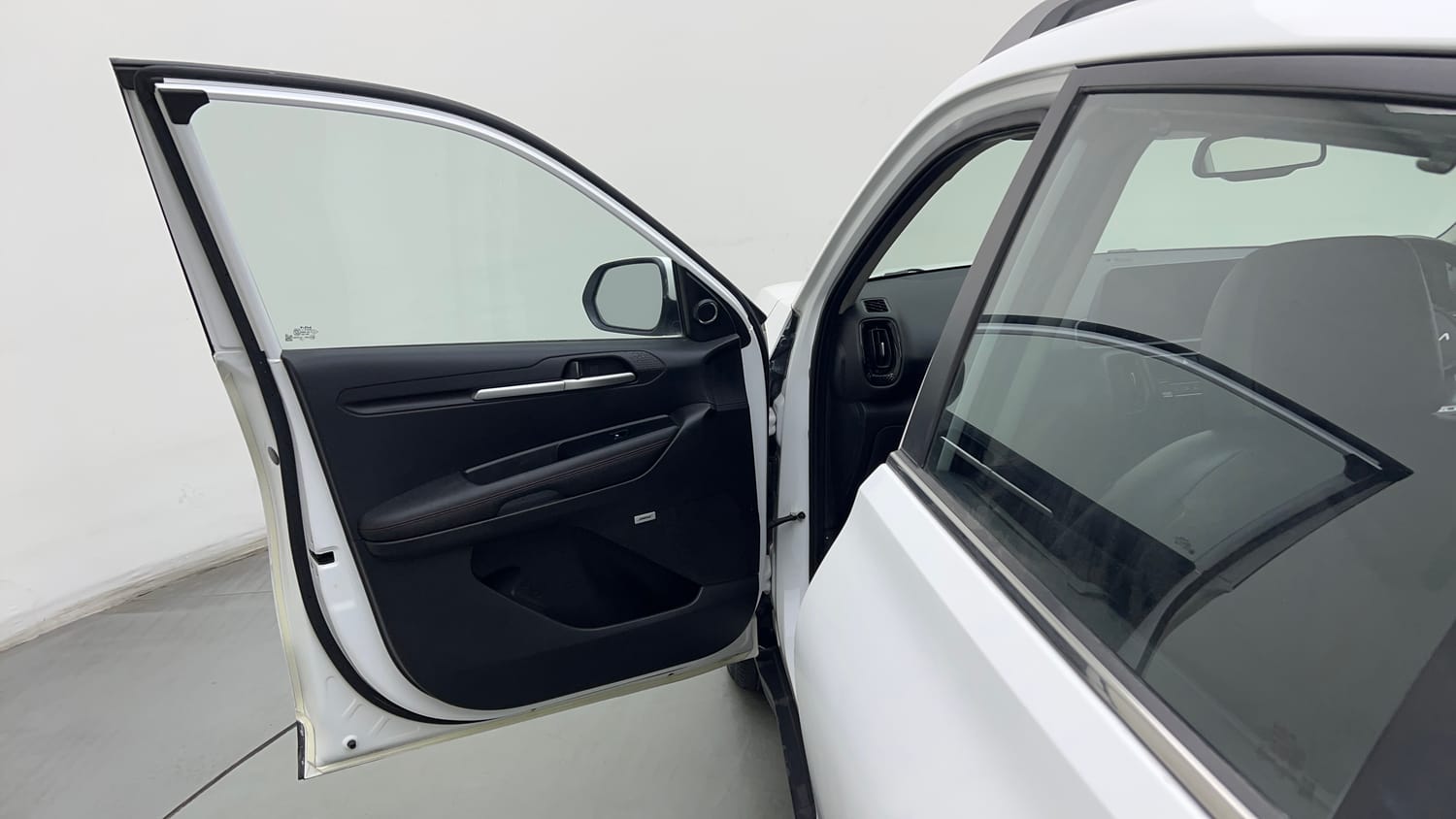 2023 Kia Sonet GTX Plus 1.5 Diesel iMT-21