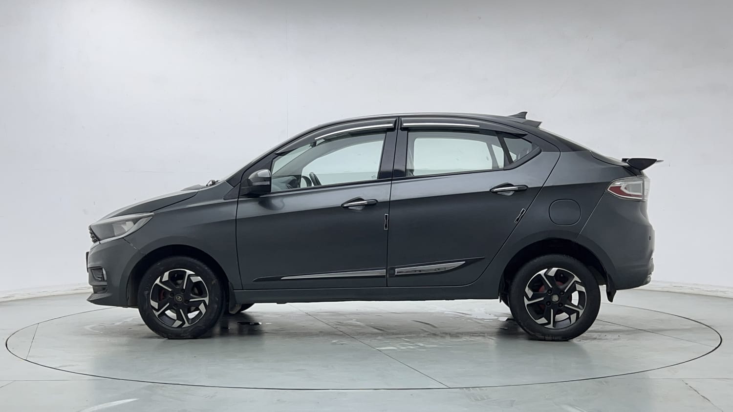 Used 2023 Tata Tigor XZ CNG Cng Manual exterior LEFT SIDE VIEW