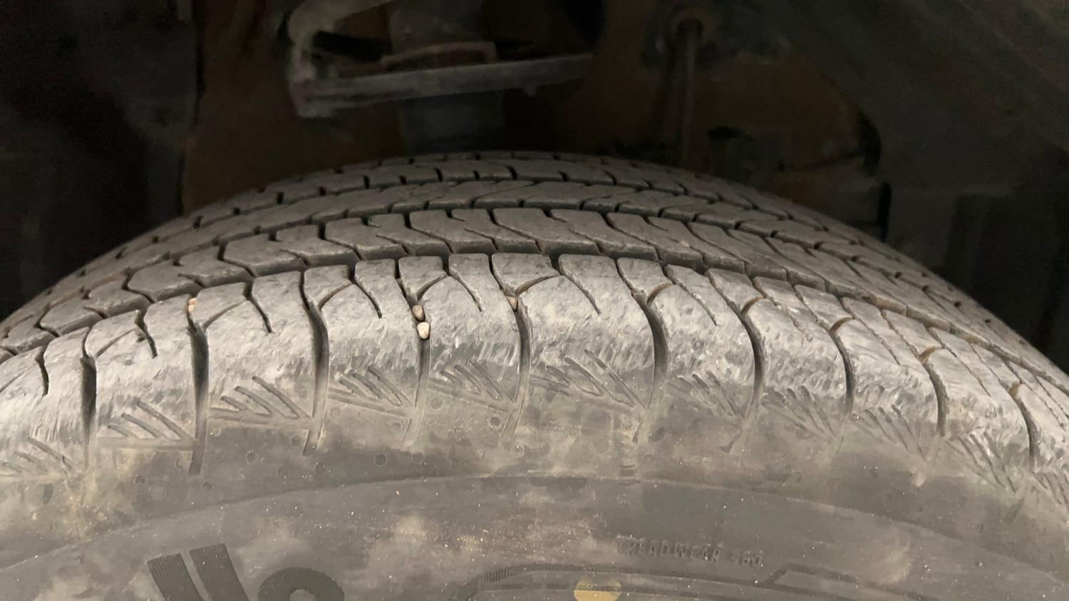 Used 2025 Maruti Suzuki Grand Vitara Delta Smart Hybrid Petrol Manual tyres RIGHT FRONT TYRE TREAD VIEW