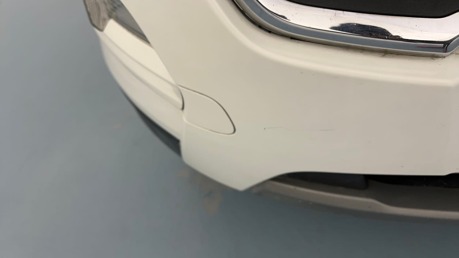 Used 2018 Ford EcoSport Titanium 1.5L Ti-VCT Petrol Manual dents MINOR SCRATCH