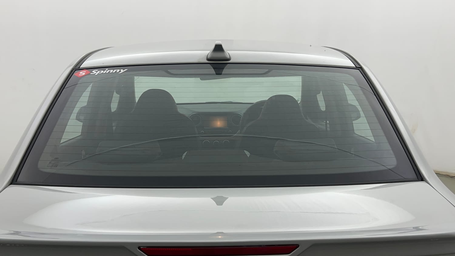 Used 2018 Hyundai Xcent SX Petrol Manual exterior BACK WINDSHIELD VIEW
