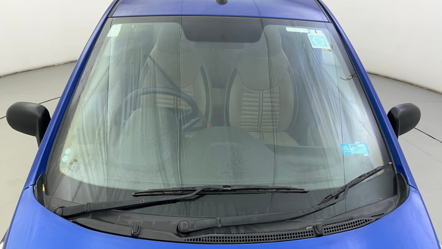 Used 2017 Hyundai Eon Magna + Petrol Manual exterior FRONT WINDSHIELD VIEW
