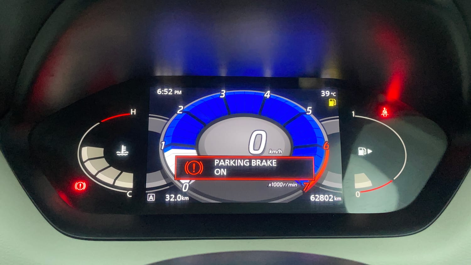 Used 2022 Nissan Magnite XV Turbo Petrol Manual interior CLUSTERMETER VIEW