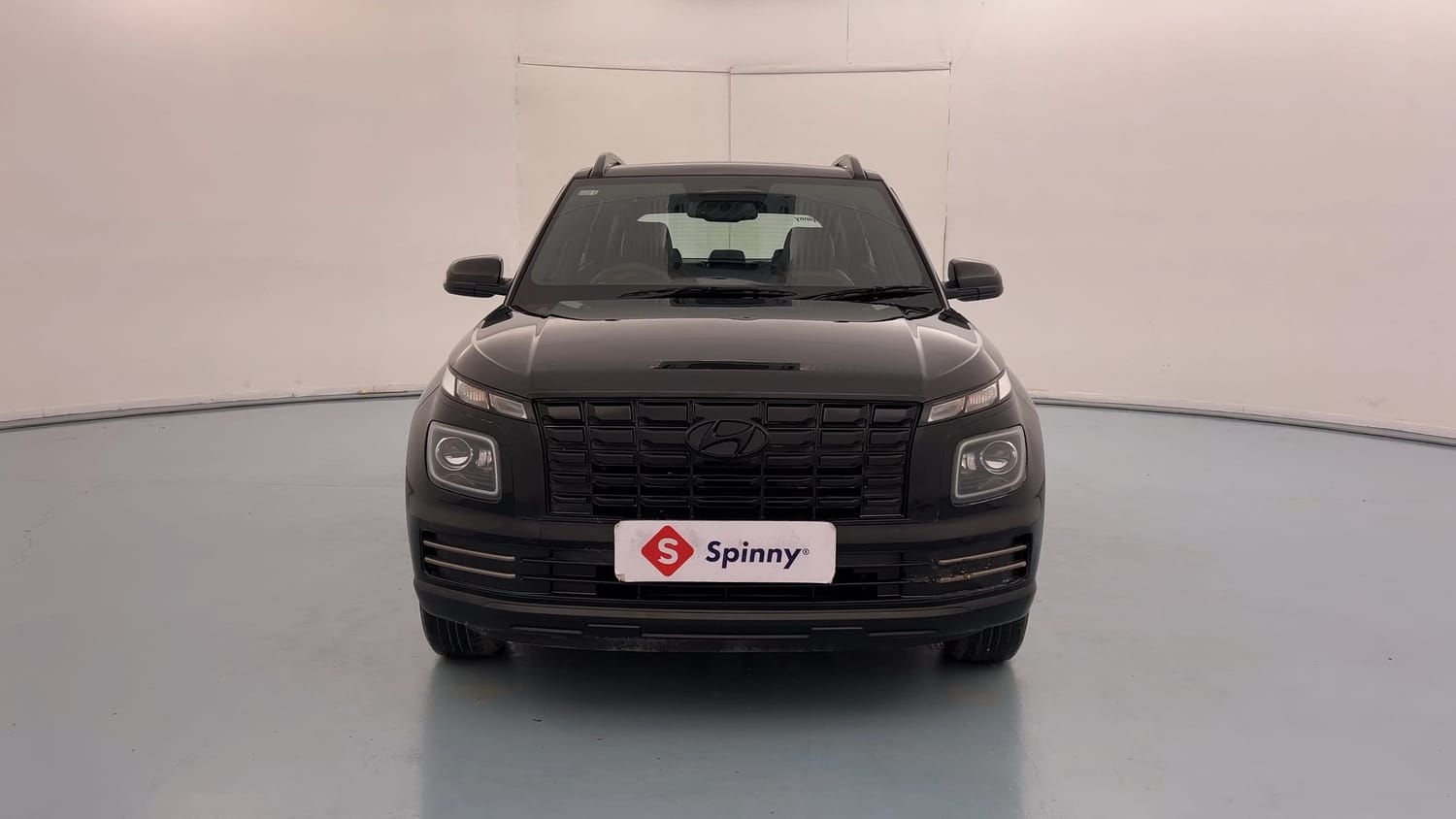 Used 2023 Hyundai Venue SX 1.2 MT Knight Edition Petrol Manual exterior FRONT VIEW