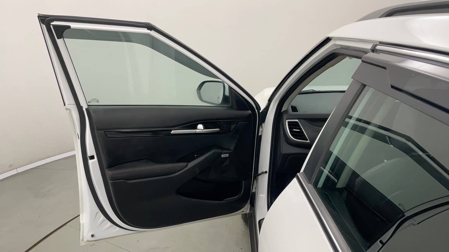 Used 2023 Kia Seltos GTX Plus 1.4 DCT Petrol Automatic interior LEFT FRONT DOOR OPEN VIEW