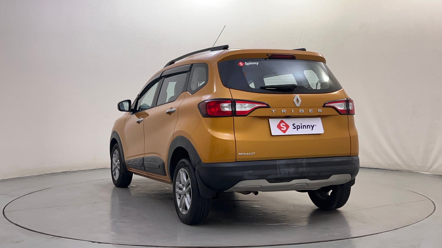 Used 2023 Renault Triber RXZ EASY-R AMT Petrol Automatic exterior LEFT REAR CORNER VIEW
