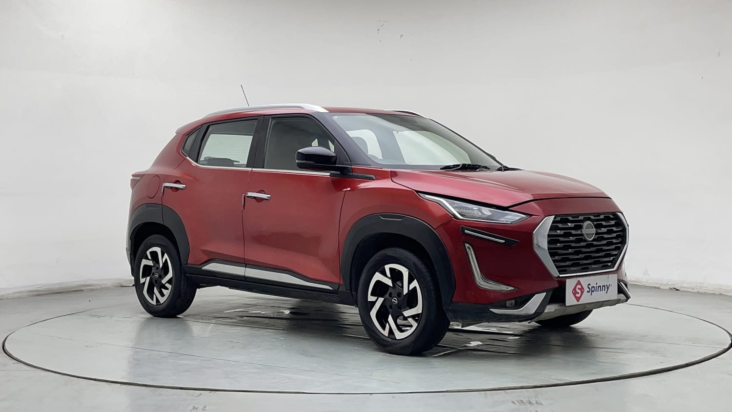 Used 2022 Nissan Magnite XV Turbo Petrol Manual exterior RIGHT FRONT CORNER VIEW