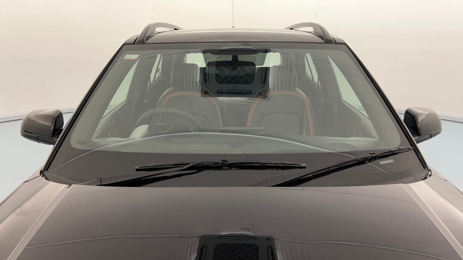 Used 2023 Hyundai Venue SX 1.2 MT Knight Edition Petrol Manual exterior FRONT WINDSHIELD VIEW