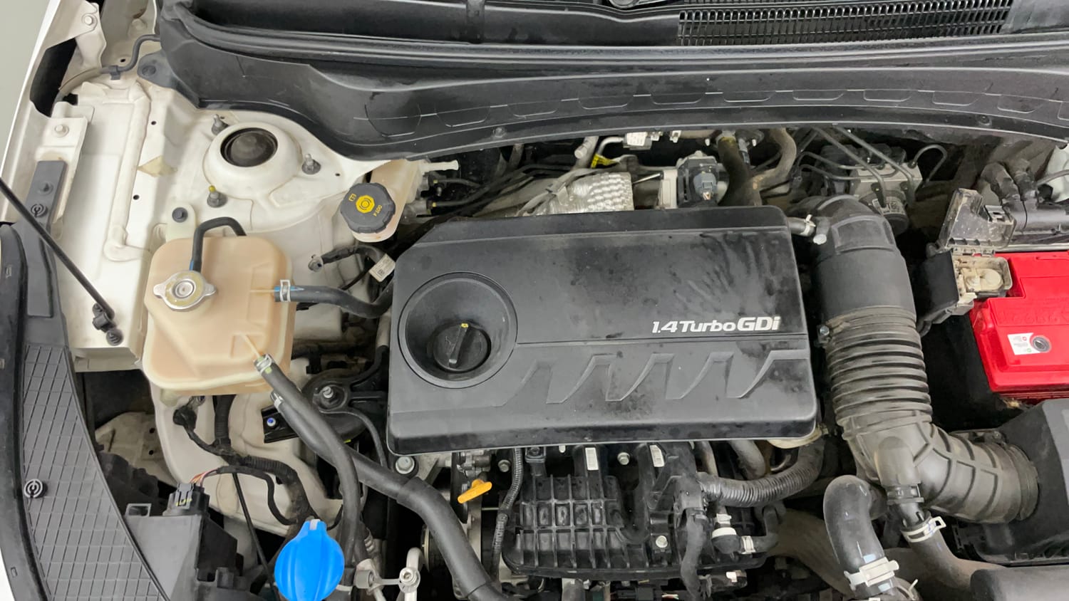 Used 2023 Kia Seltos GTX Plus 1.4 DCT Petrol Automatic engine ENGINE RIGHT SIDE VIEW