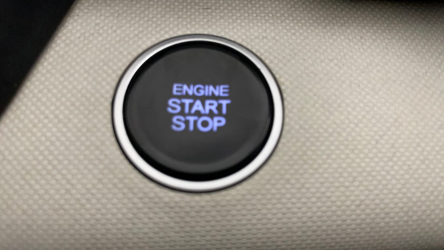 Used 2024 Hyundai Verna SX 1.5 Petrol MT Petrol Manual top_features Keyless start