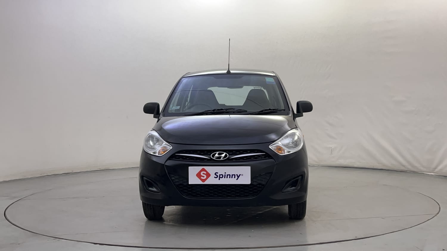Used 2013 Hyundai i10 Era 1.1 iRDE2 Petrol Manual exterior FRONT VIEW