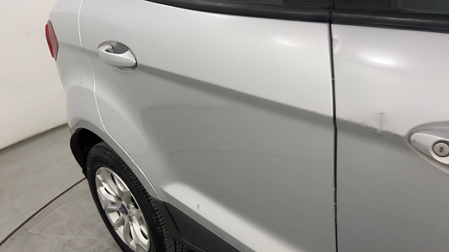 Used 2015 Ford EcoSport Titanium 1.5L TDCi Diesel Manual dents MINOR SCRATCH