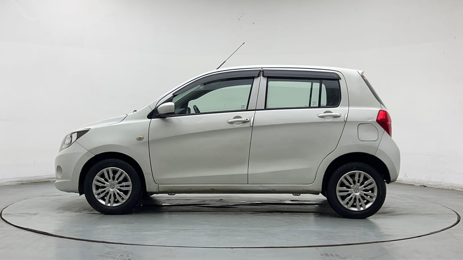 Used 2017 Maruti Suzuki Celerio VXI  CNG (Outside Fitted) Cng Manual exterior LEFT SIDE VIEW