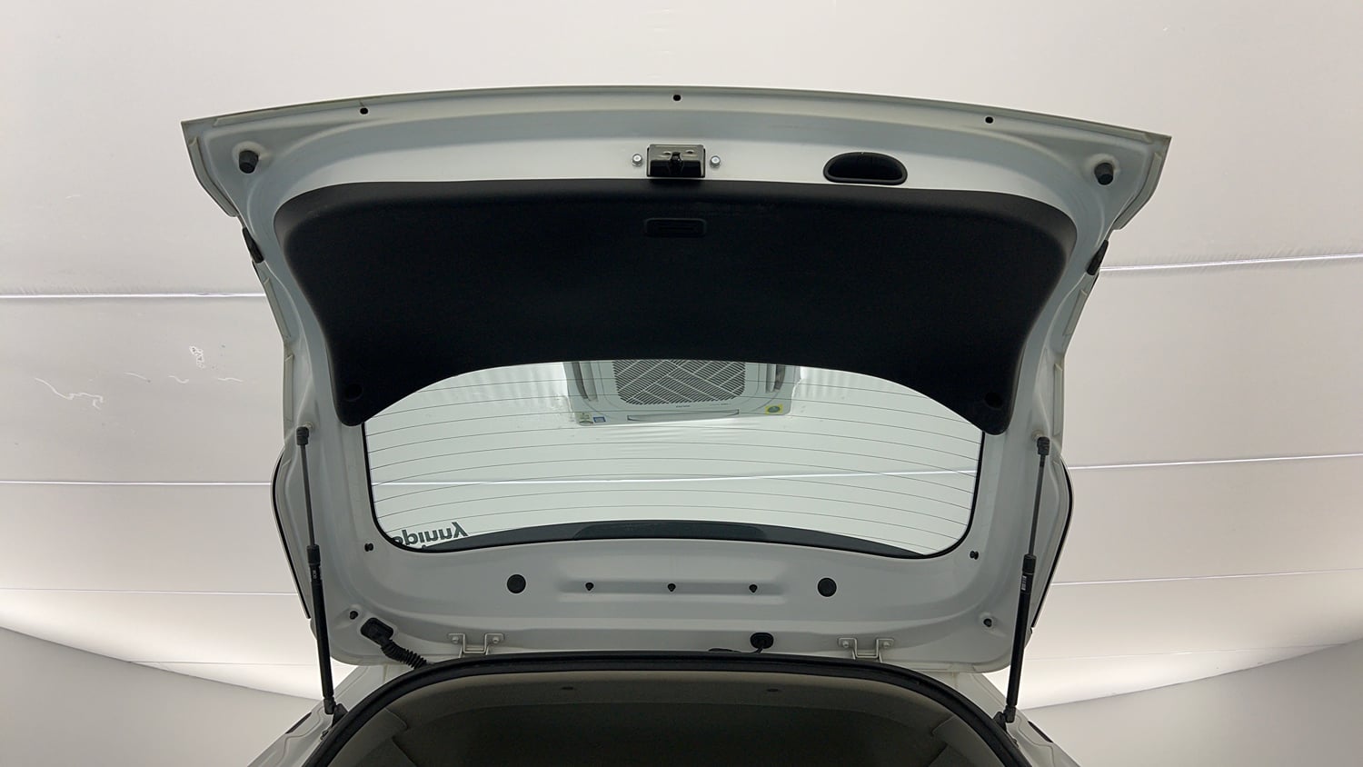 Used 2019 Kia Seltos HTX Plus 1.5 Diesel Diesel Manual interior DICKY DOOR OPEN VIEW