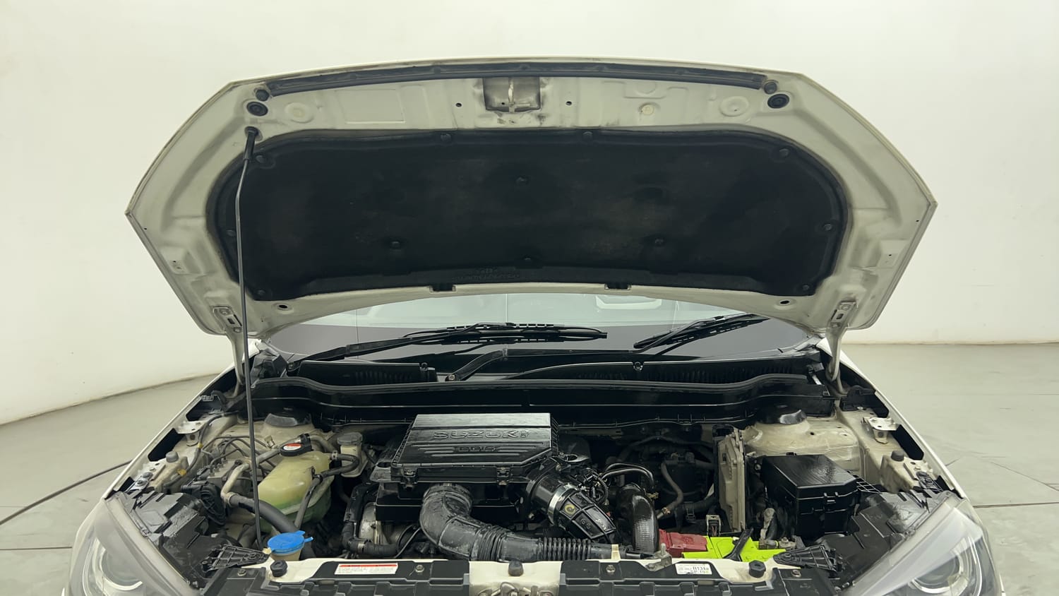 Used 2018 maruti-suzuki Vitara Brezza ZDi Plus AGS Diesel Automatic engine ENGINE & BONNET OPEN FRONT VIEW