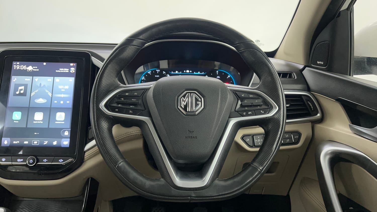 Used 2021 MG Motors Hector Sharp 2.0 Diesel Turbo MT Diesel Manual interior STEERING VIEW
