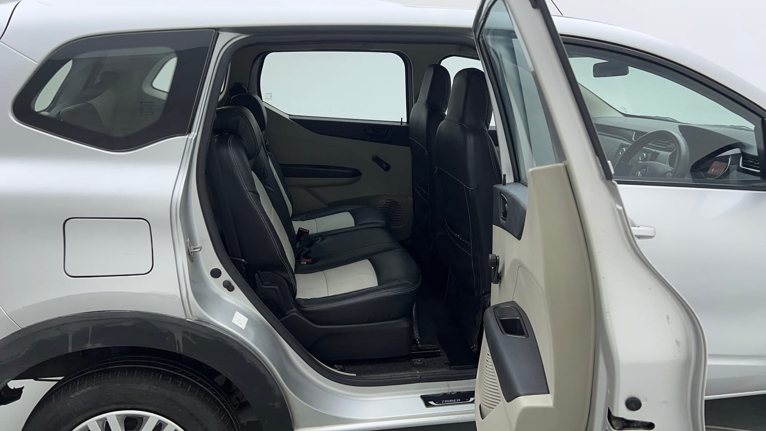 Used 2020 Renault Triber RXL EASY-R AMT Petrol Automatic interior RIGHT SIDE REAR DOOR CABIN VIEW