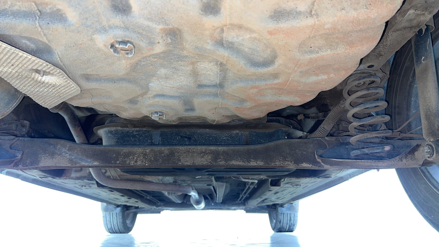 Used 2022 Nissan Magnite XV Premium Petrol Manual extra REAR UNDERBODY VIEW (TAKEN FROM REAR)