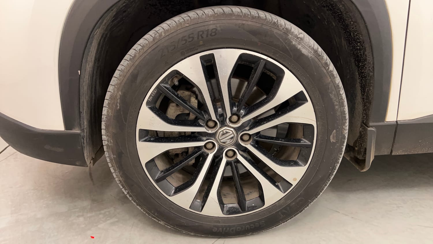 Used 2021 MG Motors Hector Sharp 2.0 Diesel Turbo MT Diesel Manual tyres LEFT FRONT TYRE RIM VIEW