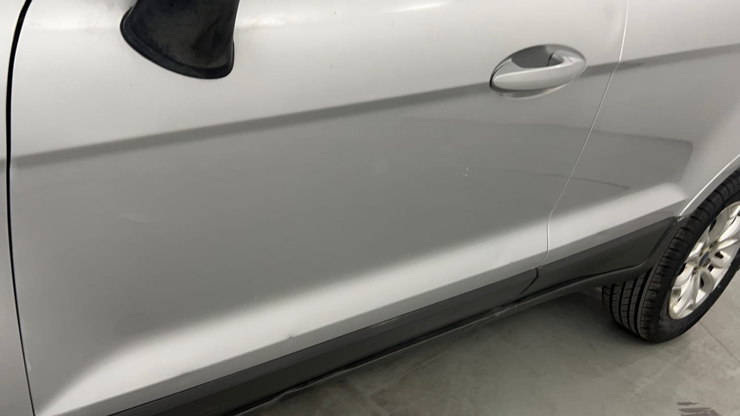 Used 2015 Ford EcoSport Titanium 1.5L TDCi Diesel Manual dents MINOR SCRATCH