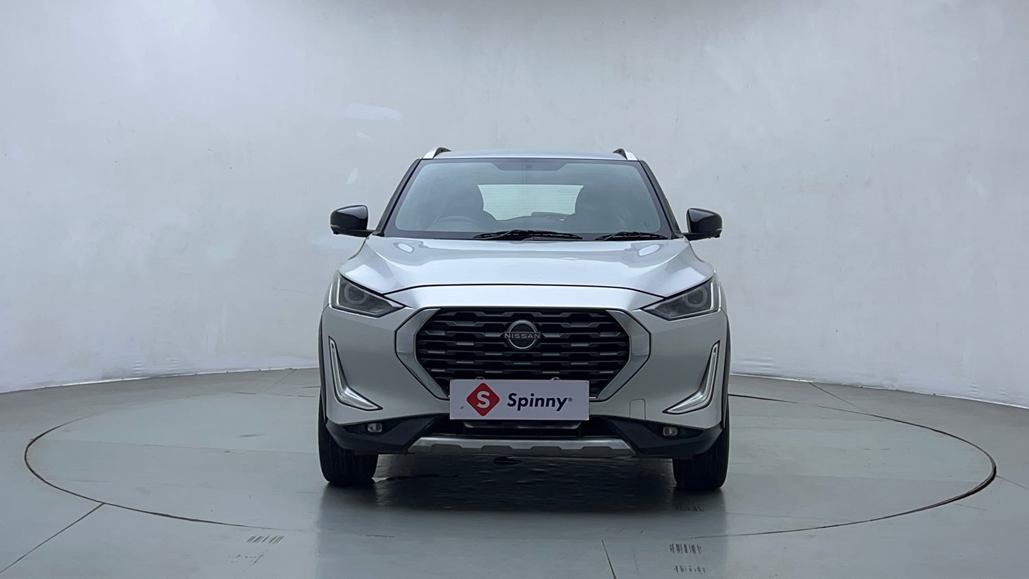 Used 2022 Nissan Magnite XV Premium Petrol Manual exterior FRONT VIEW