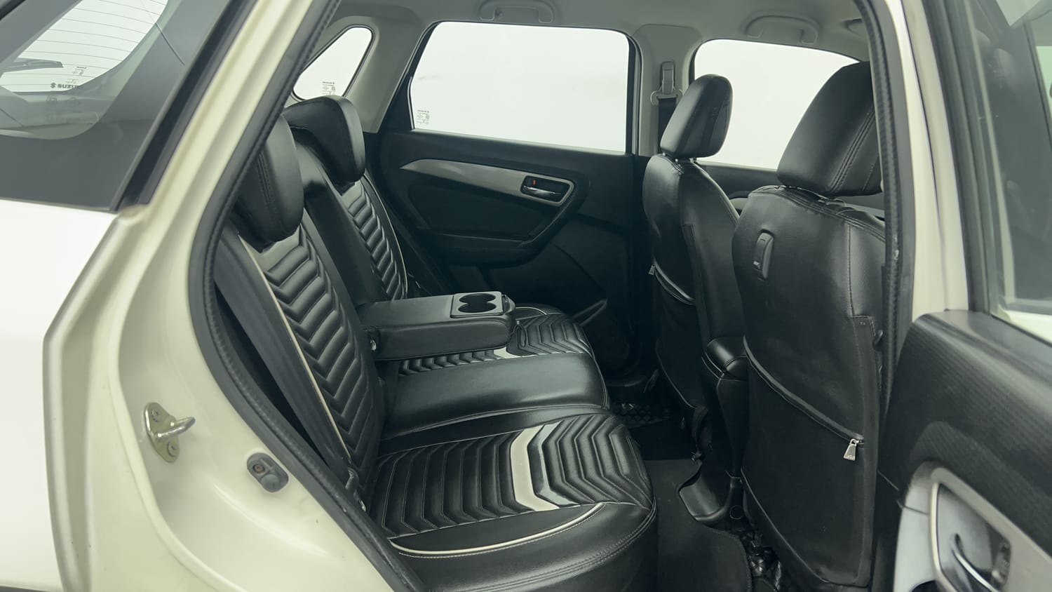 Used 2018 maruti-suzuki Vitara Brezza ZDi Plus AGS Diesel Automatic interior RIGHT SIDE REAR DOOR CABIN VIEW