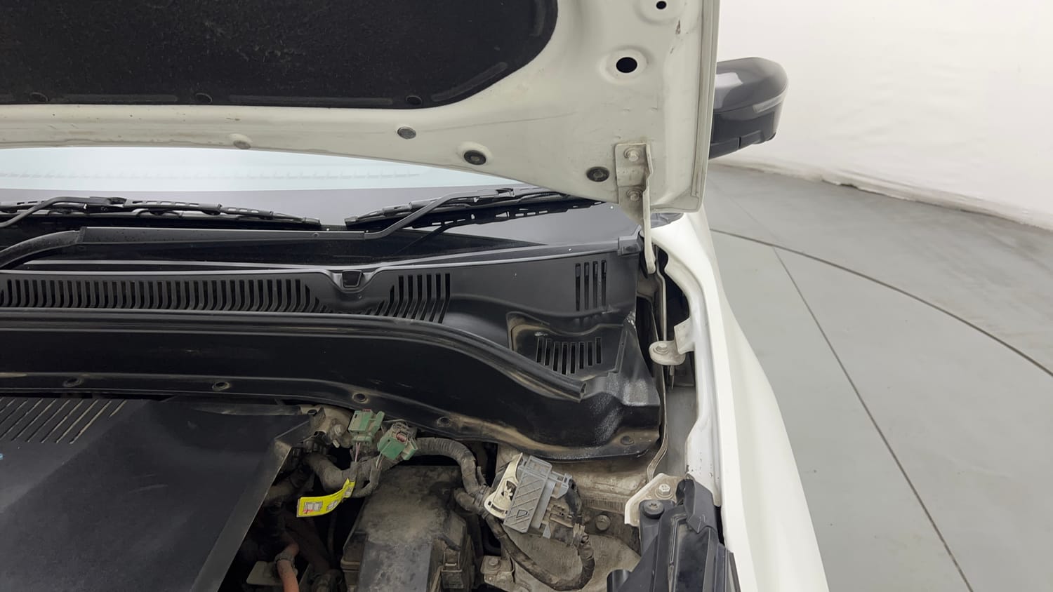 Used 2024 Tata Punch EV Empowered Plus S 3.3 Electric Automatic engine ENGINE LEFT SIDE HINGE & APRON VIEW