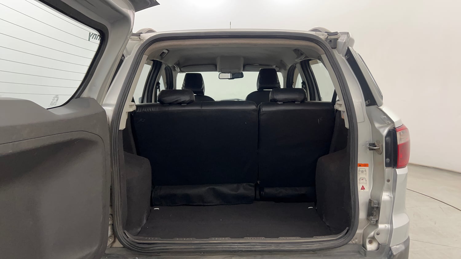 Used 2015 Ford EcoSport Titanium 1.5L TDCi Diesel Manual interior DICKY INSIDE VIEW
