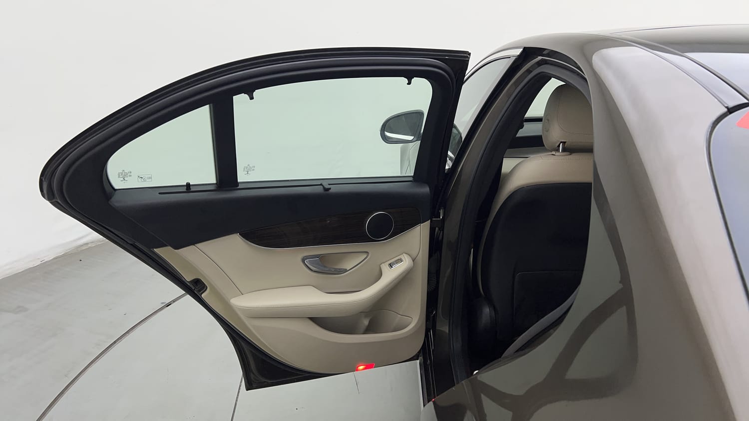2016 Mercedes-Benz C-Class C 200 Avantgarde-22