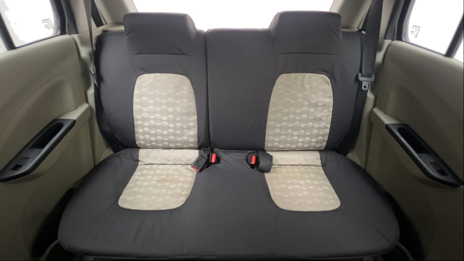Used 2017 Maruti Suzuki Celerio VXI  CNG (Outside Fitted) Cng Manual interior REAR SEAT CONDITION VIEW