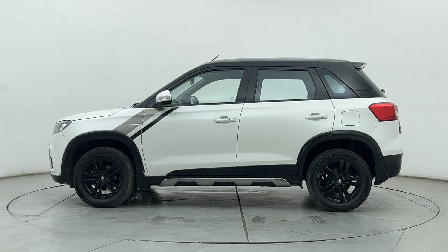 Used 2018 maruti-suzuki Vitara Brezza ZDi Plus AGS Diesel Automatic exterior LEFT SIDE VIEW