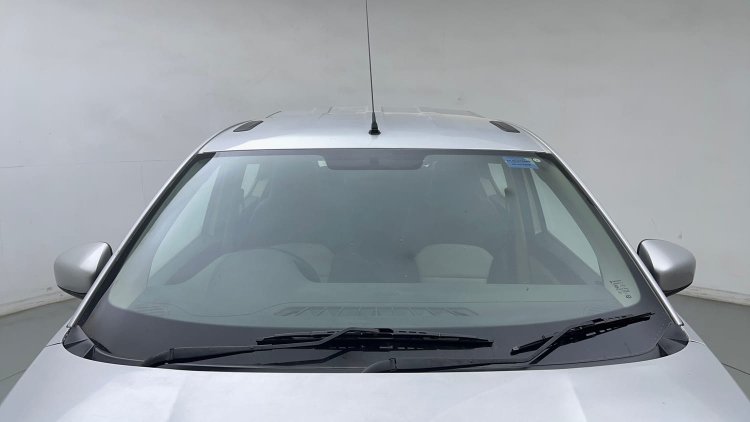 Used 2020 Renault Triber RXL EASY-R AMT Petrol Automatic exterior FRONT WINDSHIELD VIEW