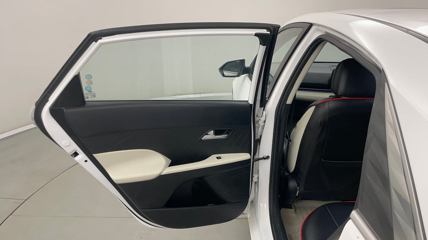 Used 2024 Hyundai Verna SX 1.5 Petrol MT Petrol Manual interior LEFT REAR DOOR OPEN VIEW