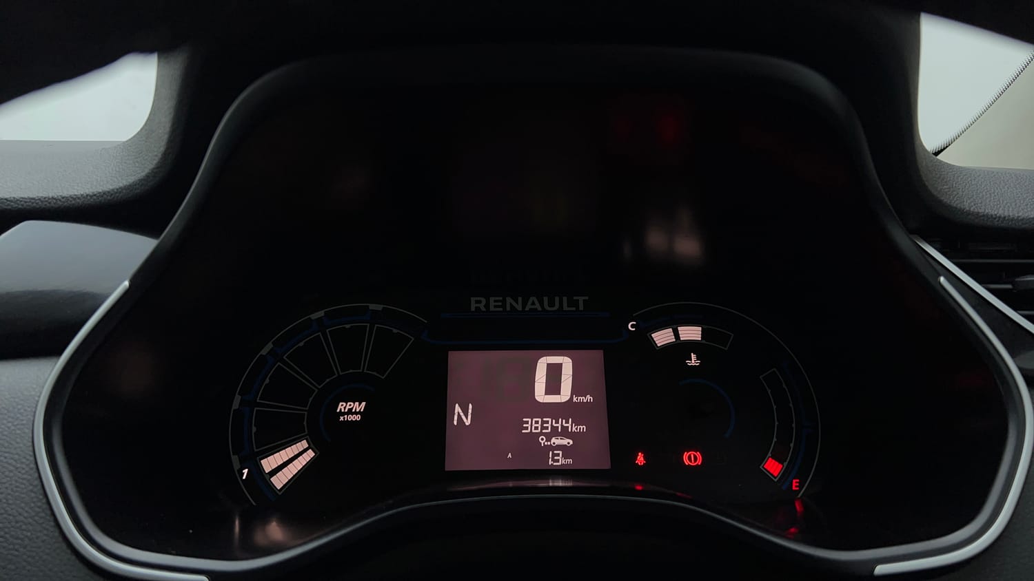 Used 2020 Renault Triber RXL EASY-R AMT Petrol Automatic interior CLUSTERMETER VIEW