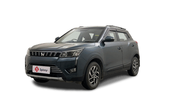 Used 2024 Mahindra XUV 300 W8 (O) 1.5 Diesel AMT Diesel Automatic Image